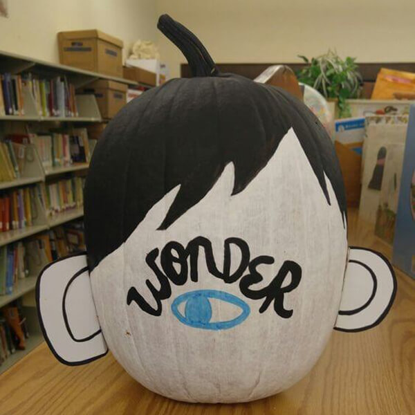 book-character-pumpkins-wonder